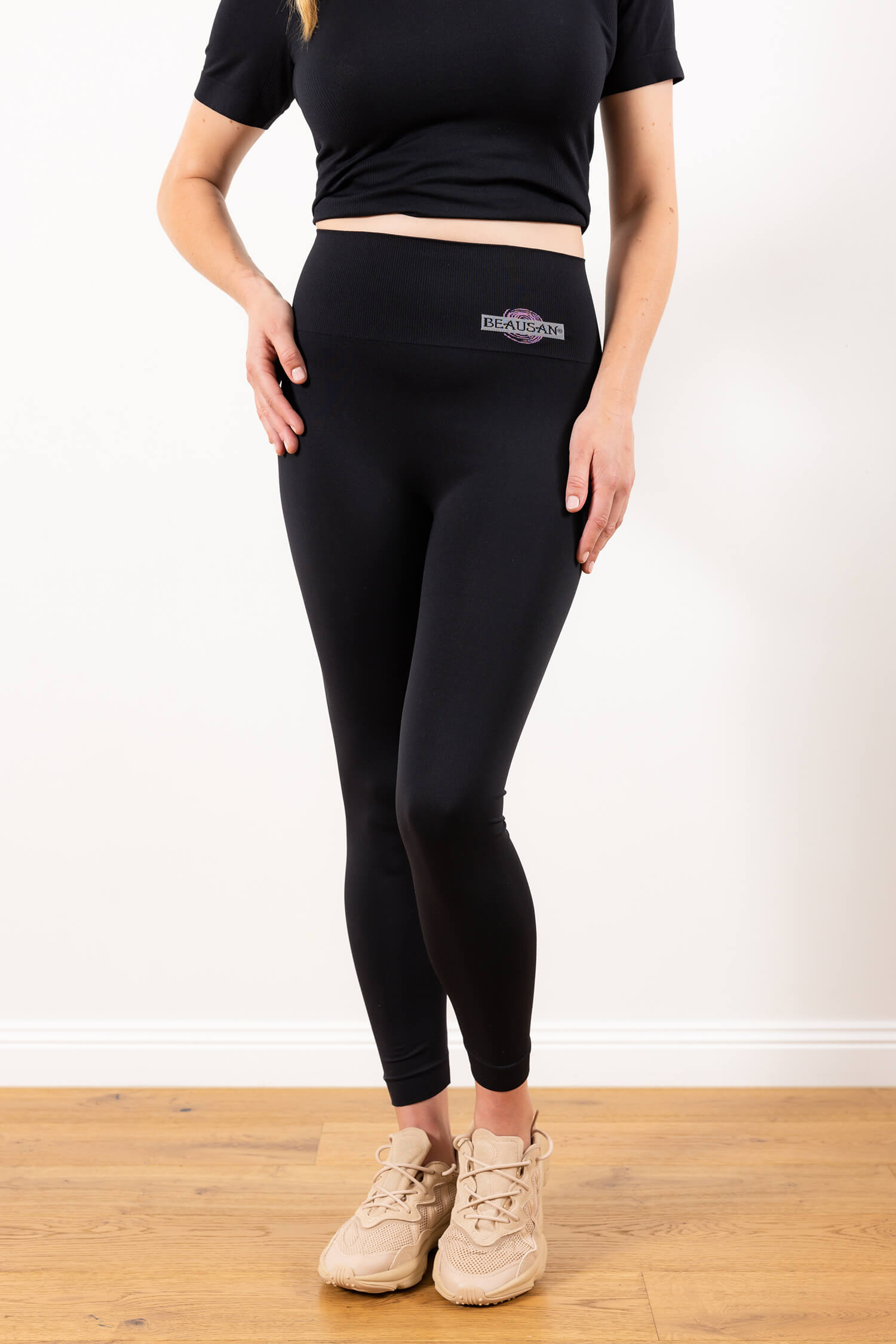 Beausan-Legging-Front-2-Black