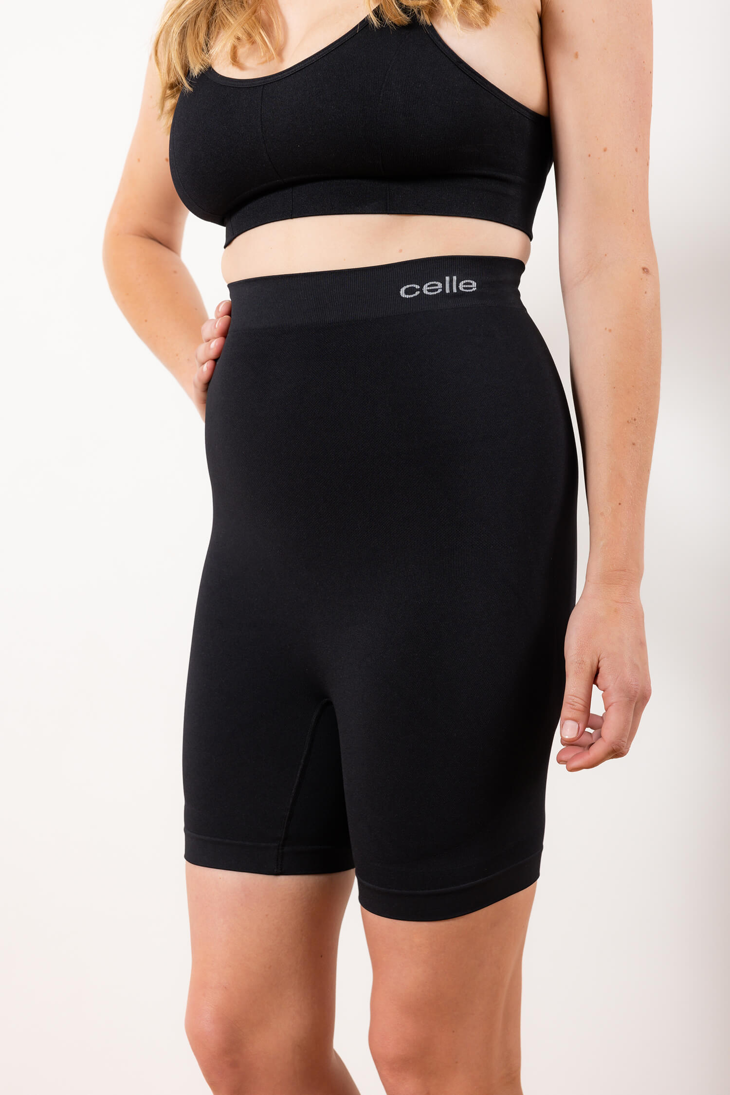 Celle-Short-Front-Close-2-Black