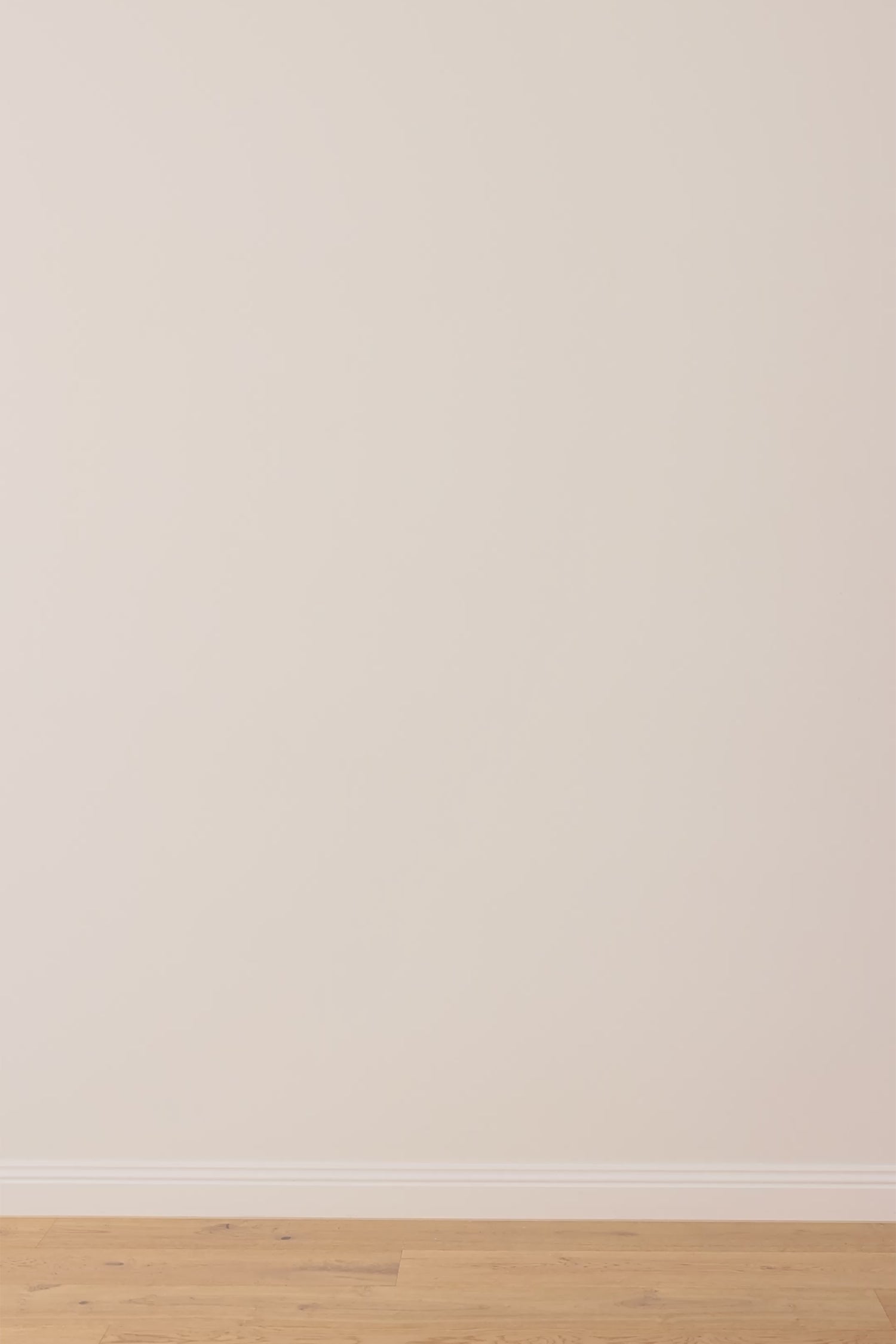 Woman wearing black leggings